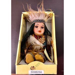 NIB Kinnex Heirloom Dolls Little Cub